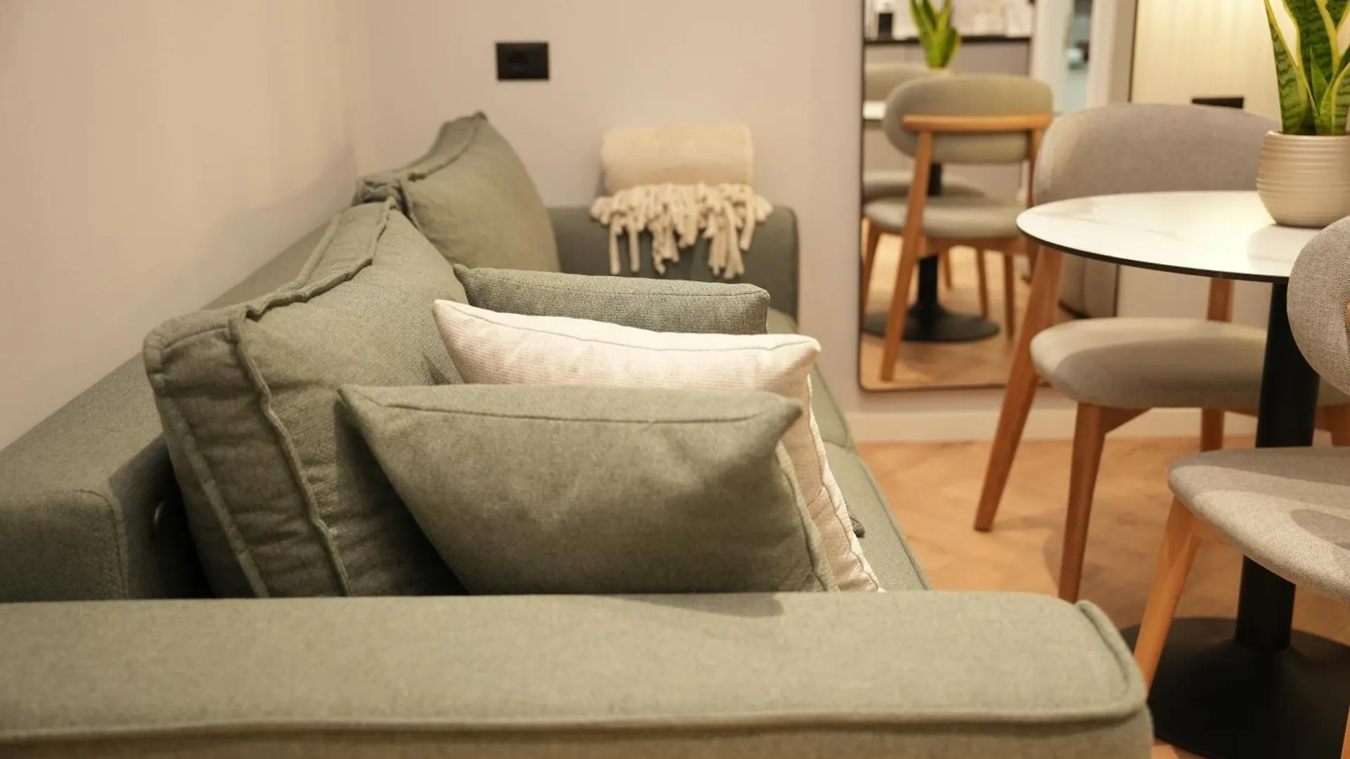 Appartamento Nea Deluxe Apart-Hotel Tirana