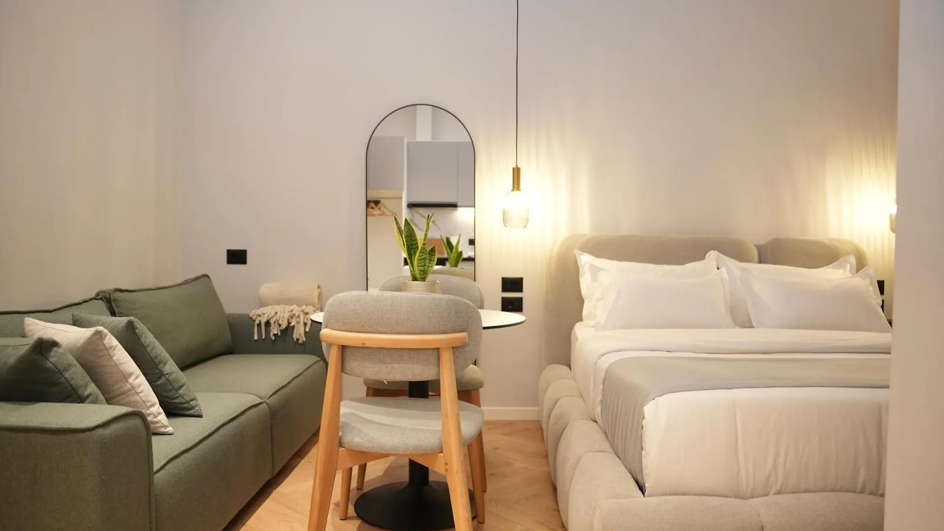 Nea Deluxe Apart-Hotel Tirana 0*,