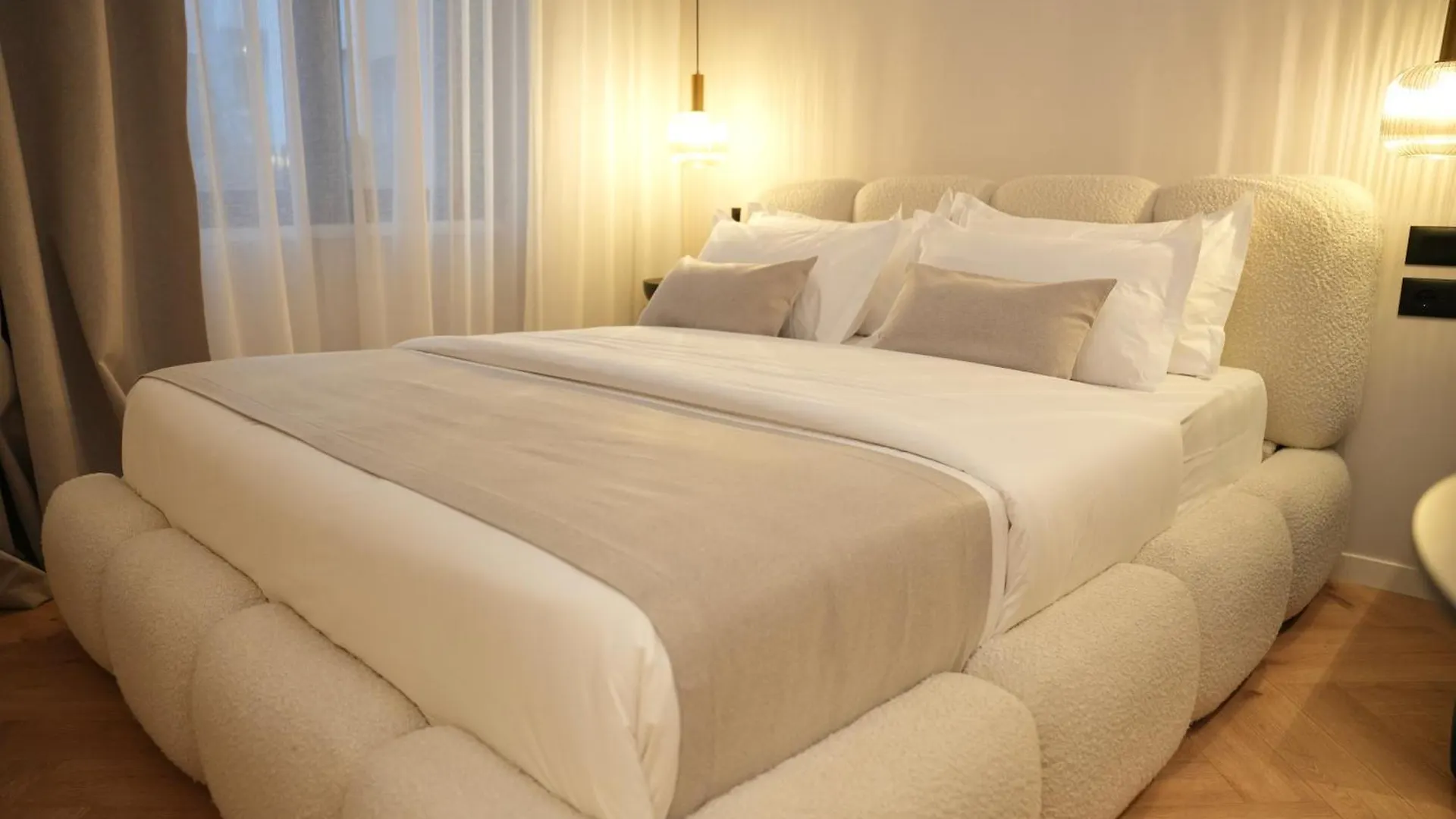 Nea Deluxe Apart-Hotel Tirana Apartment